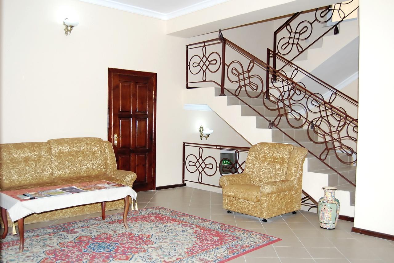 Crown Hotel Tashkent Exterior photo