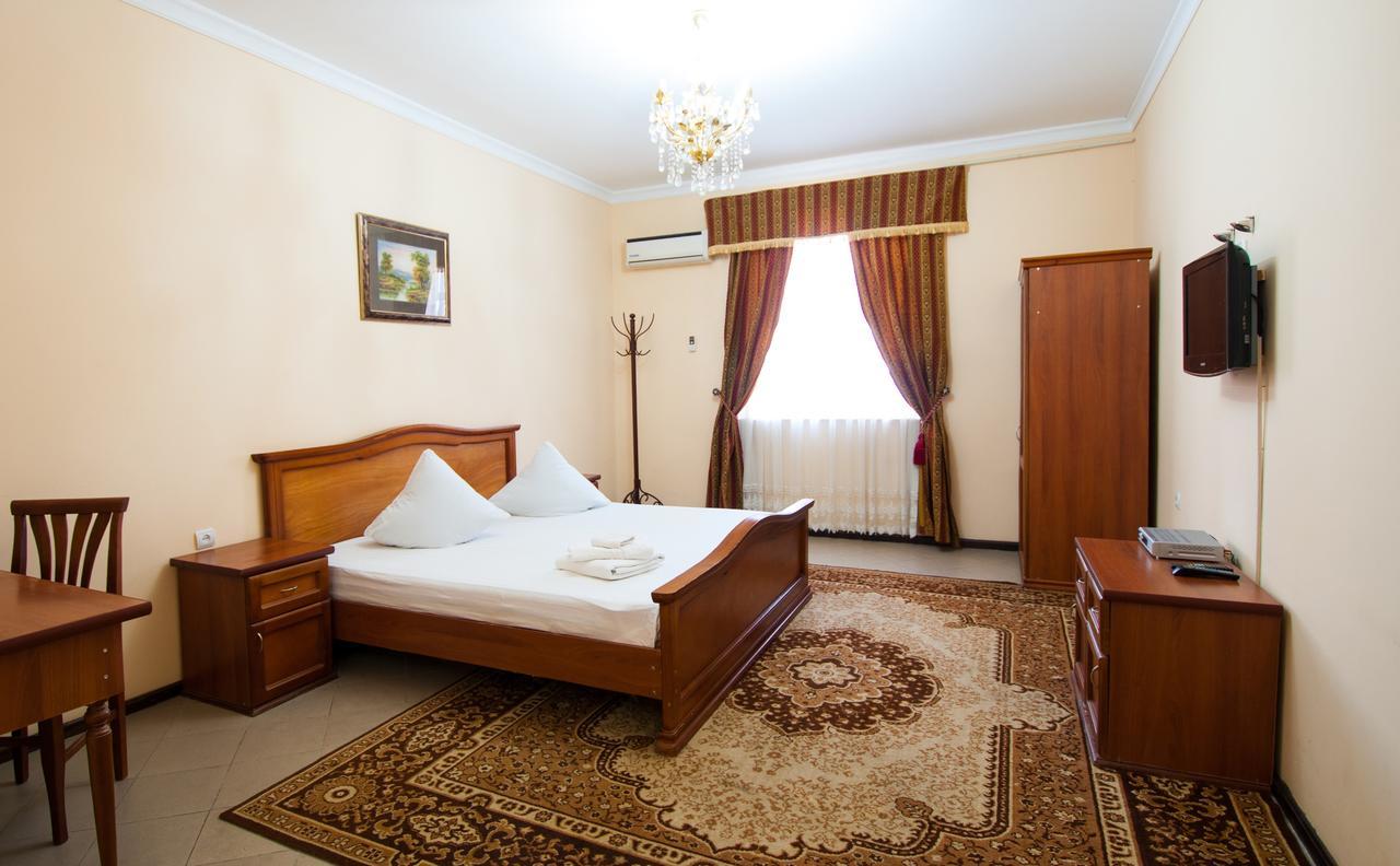 Crown Hotel Tashkent Exterior photo