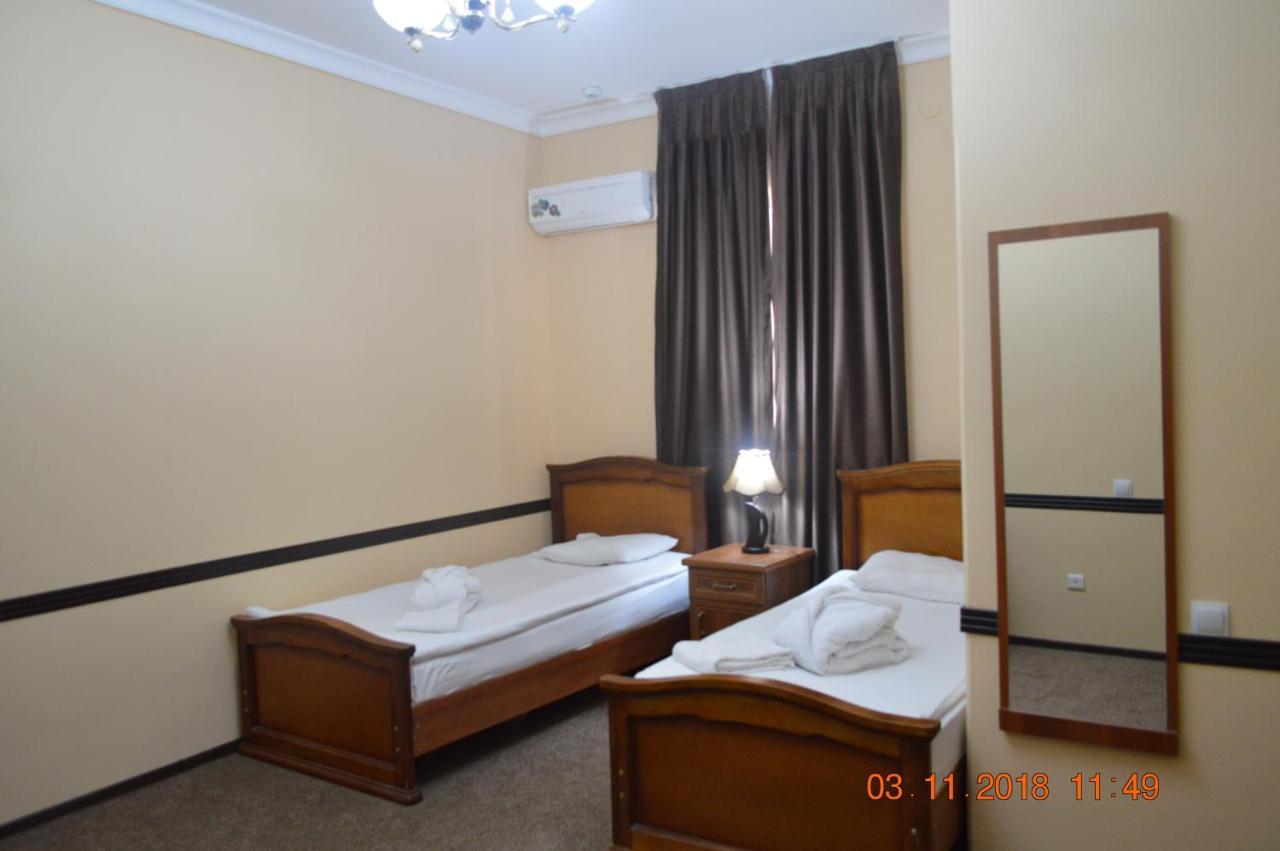 Crown Hotel Tashkent Exterior photo